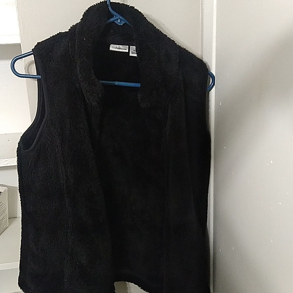 Fur vest sm to md